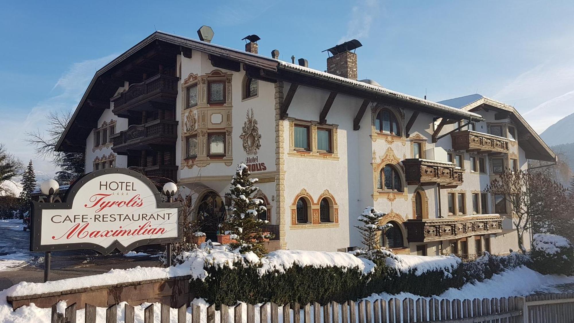 Hotel Tyrolis Zirl Exteriör bild